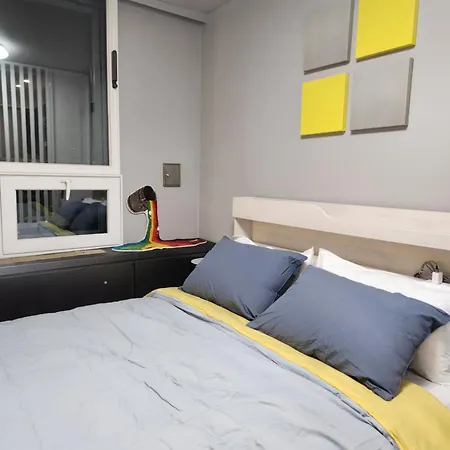 Y House Apartment